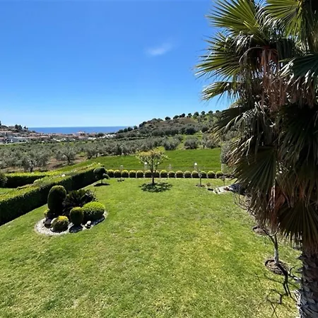 Panorama 3 Bedrooms 7 Guests