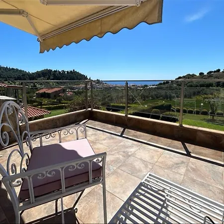 Panorama 3 Bedrooms 7 Guests 빌라 *