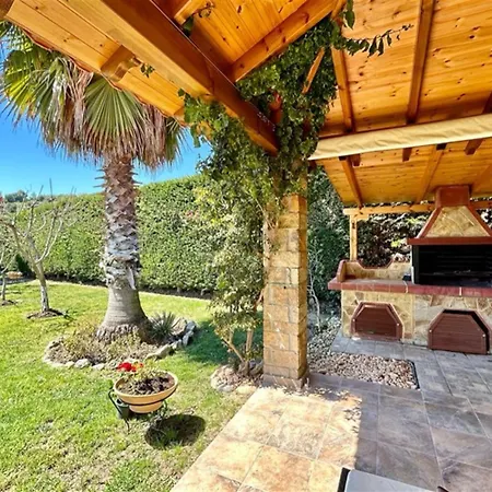 Panorama 3 Bedrooms 7 Guests * 네아 스키오니